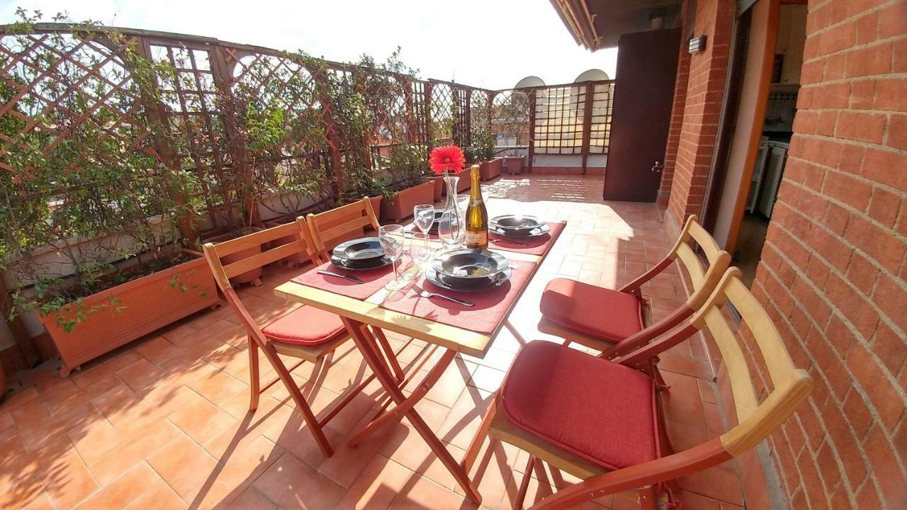 Terrace22 - Delizioso Attico Ben Collegato Apartment Roma Exterior foto